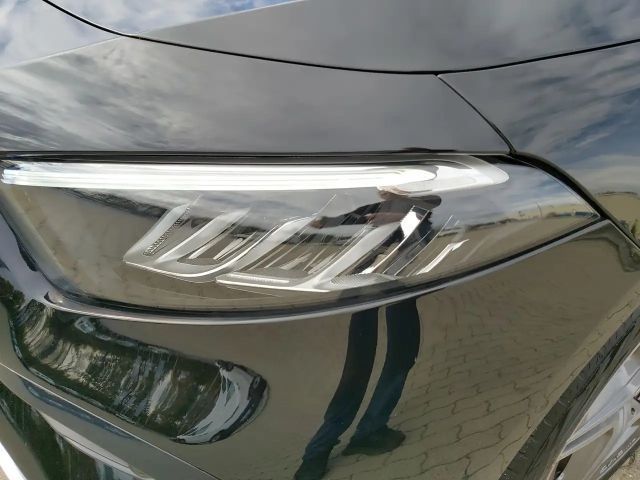 Mercedes-Benz A 200 AMG Line Hatchback