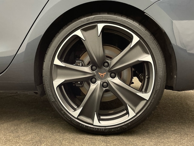 Cupra Leon 1.4 e-Hybrid Sportstourer