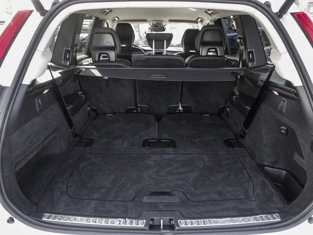 Volvo XC90 AWD Dark Plus T8