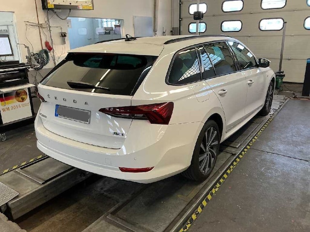 Skoda Octavia 1.5 TSI Combi Tour