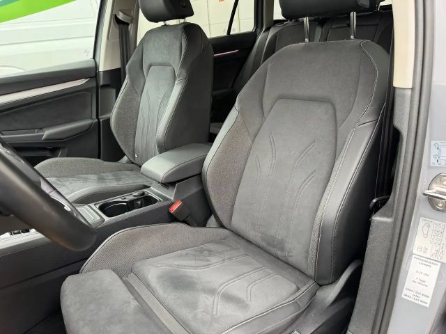 Volkswagen Golf DSG Life Variant