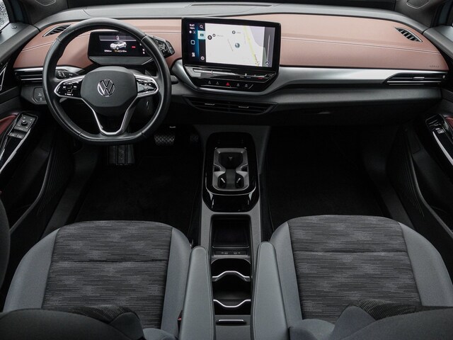 Volkswagen ID.5 KLIMA ACC AKUSTIKGLAS AUT FLA KAM LM