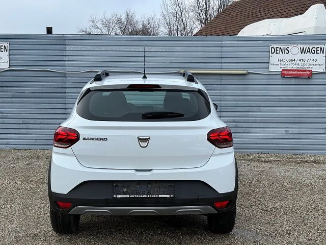 Dacia Sandero Essential Stepway TCe 90