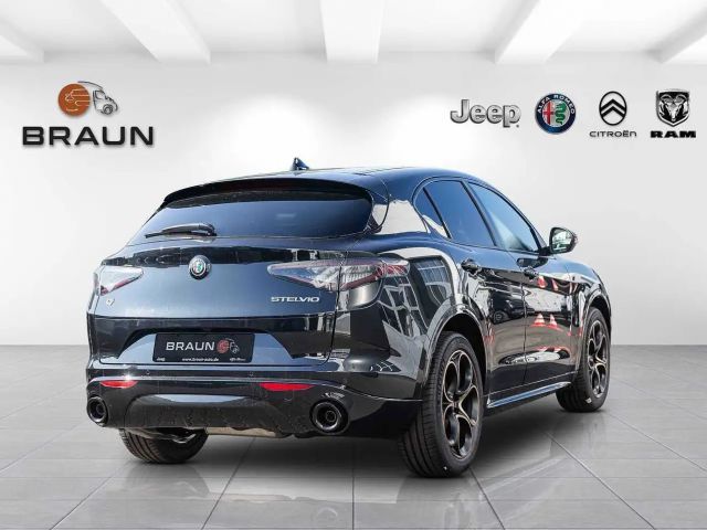 Alfa Romeo Stelvio AT8 Q4