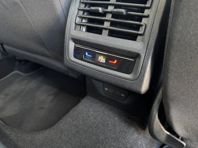 Volkswagen Golf 1.5 TSI Golf VIII