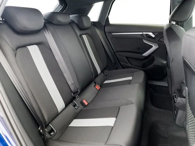 Audi A3 35 TFSI S-Tronic Sedan