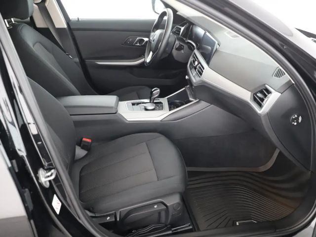 BMW 320 320d Touring xDrive