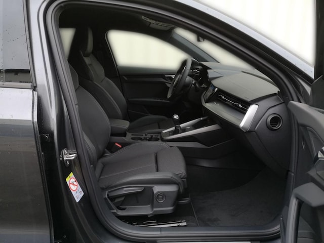 Audi A3 35 TFSI S-Line Sportback