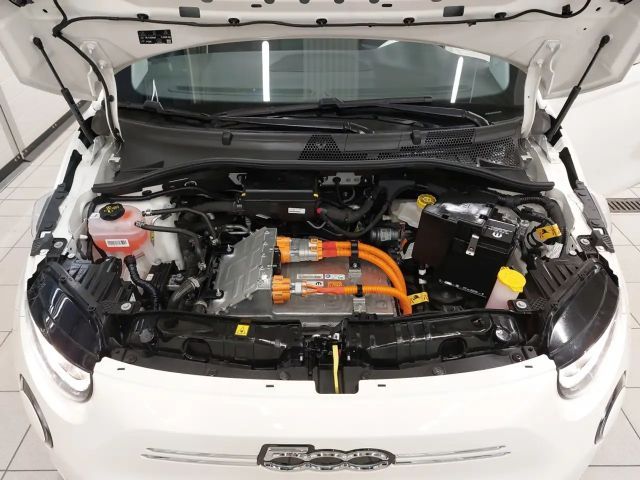 Fiat 500C Elektro 42 kWh