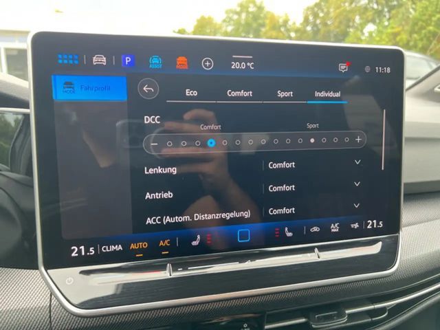 Volkswagen Golf R-Line Variant