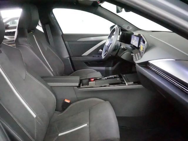 Opel Astra GSe Hybrid Innovation