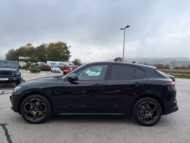 Alfa Romeo Stelvio AT8 Q4