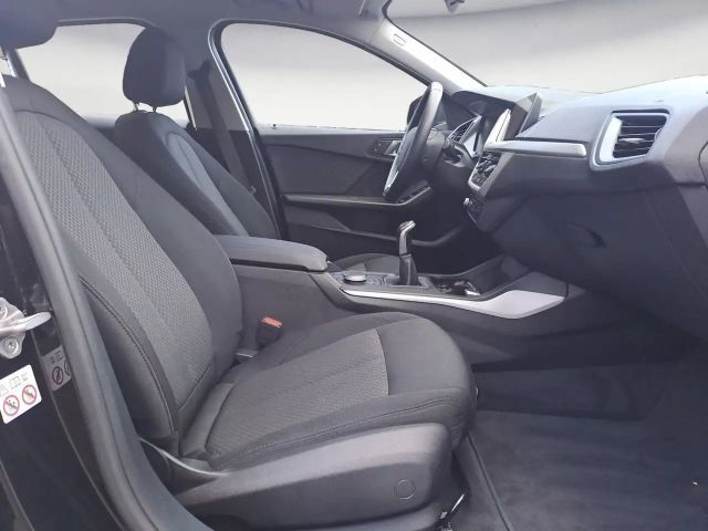 BMW 118 118i Advantage pakket Sedan