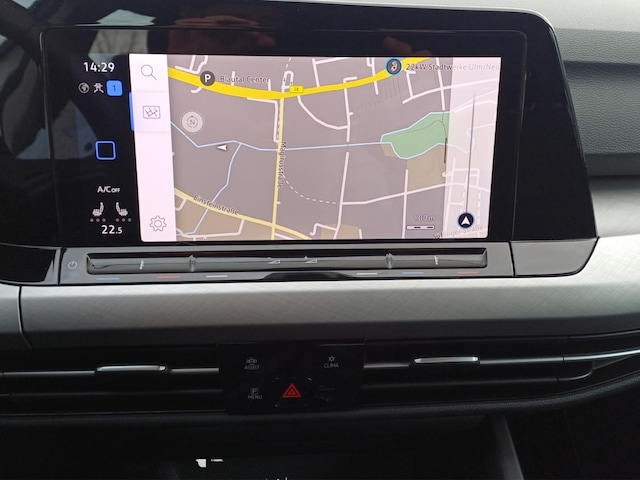 Volkswagen Golf Life Variant