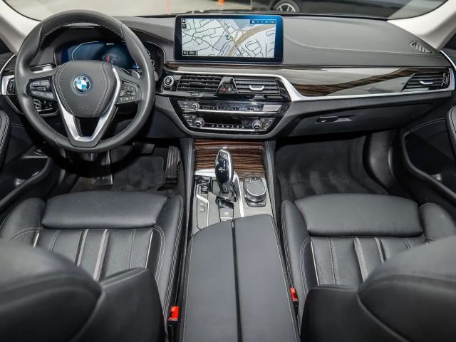 BMW 530 530e Luxury Line