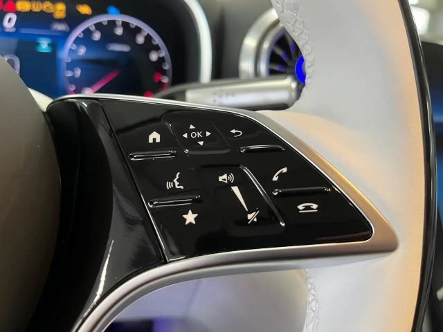 Mercedes-Benz SL 680 Maybach Monogram Series Pattern auf Motorhaube