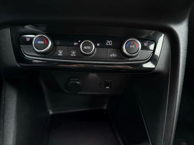 Opel Corsa LED Apple CarPlay DAB SHZ LenkradHZG