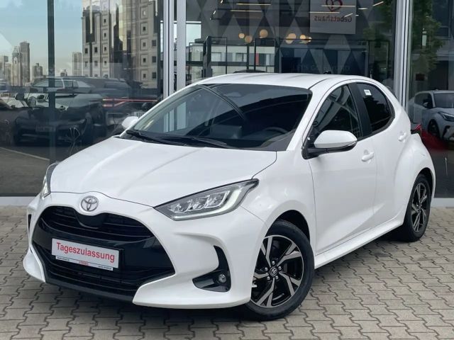 Toyota Yaris Hatchback Hybride VVT-i