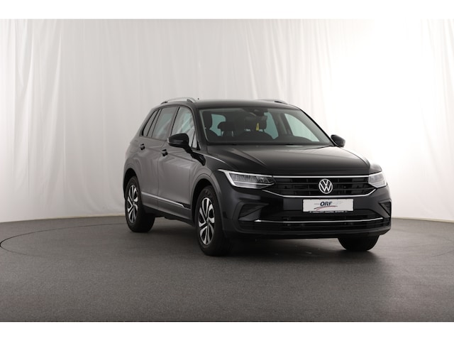 Volkswagen Tiguan 1.5 TSI Active AHK LED VIRTUAL NAVI ACC KAMERA DAB APP PDC ALU