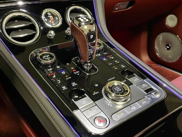 Bentley Continental GTC V8