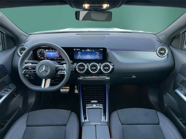 Mercedes-Benz GLA 220 4MATIC AMG Line