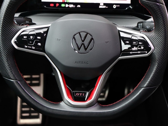 Volkswagen Golf 2.0 TSI DSG Golf VIII IQ.Drive