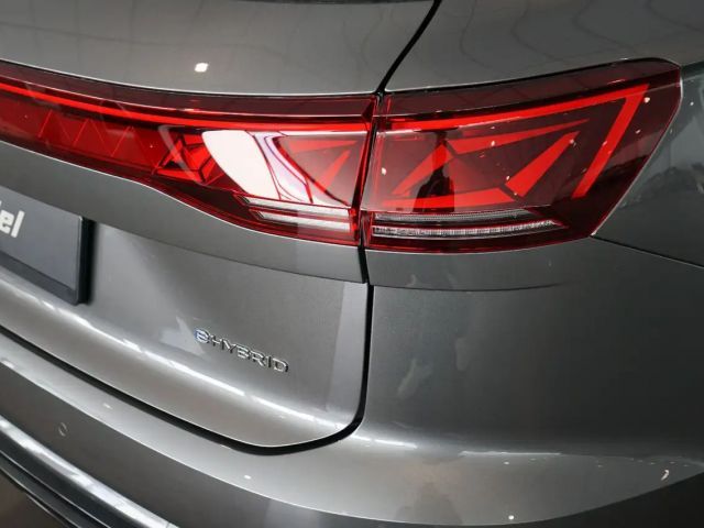 Volkswagen Touareg R eHybird | Pano | AHK | Dynaudio