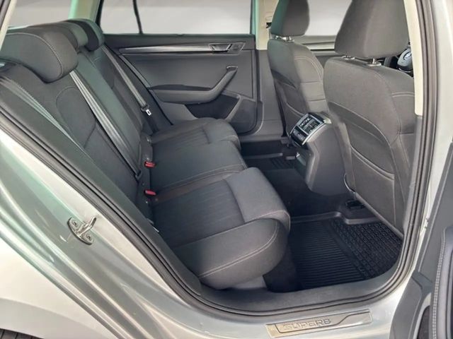 Skoda Superb 2.0 TDI Combi Style Style