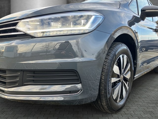 Volkswagen Touran 1.5 TSI DSG