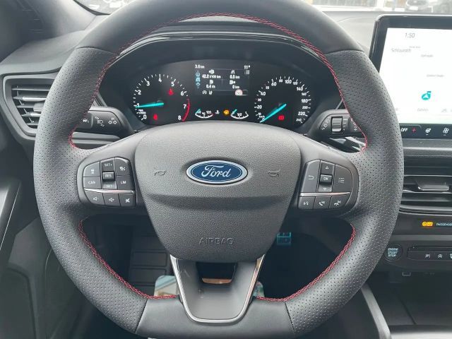 Ford Focus ST Line Wagon