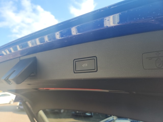 Volkswagen Golf 2.0 TDI DSG Variant