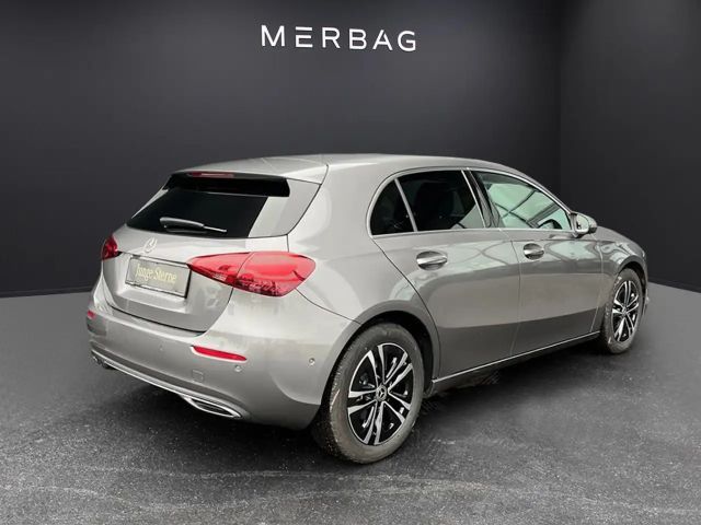 Mercedes-Benz A 180 Progressive