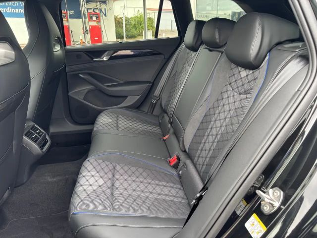 Volkswagen Passat 2.0 TDI DSG R-Line