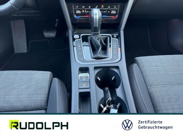 Volkswagen Passat 1.5 TSI Business DSG Variant