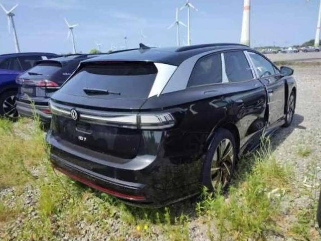 Volkswagen ID.7 Pro Tourer