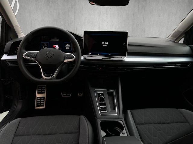 Volkswagen Golf 1.5 eTSI DSG Golf VIII