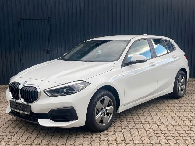 BMW 116 116i 5-deurs Sedan