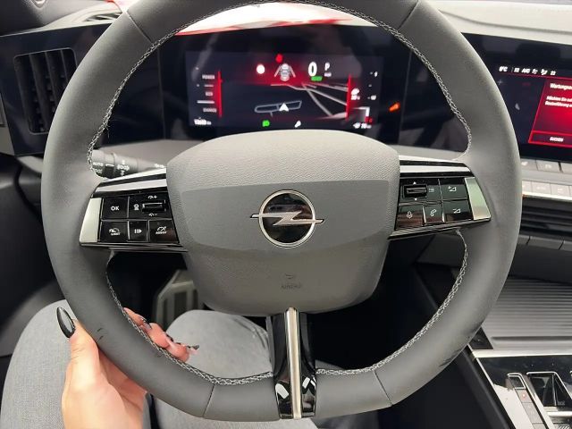 Opel Astra GS-Line Grand Sport