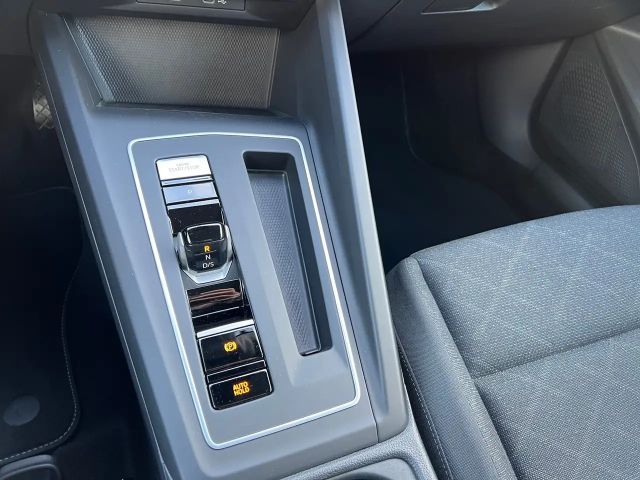 Volkswagen Golf DSG Life Variant