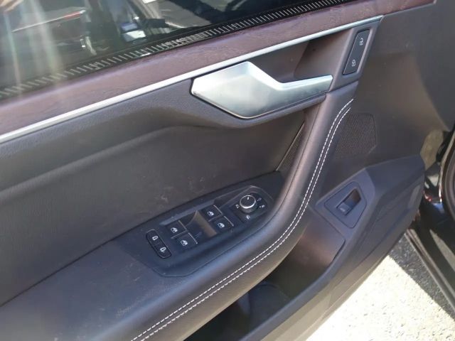 Volkswagen Touareg 4Motion Elegance Elegance