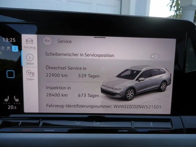 Volkswagen Golf Life Variant