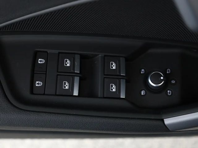 Audi A3 30 TFSI Sedan