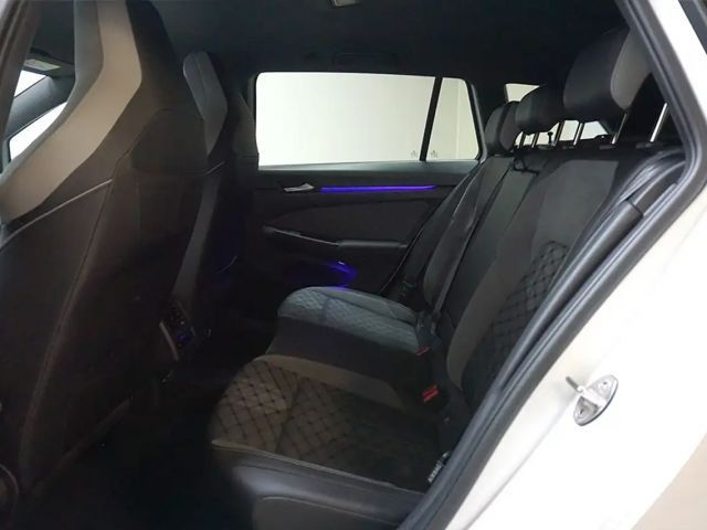 Volkswagen Golf 2.0 TSI DSG