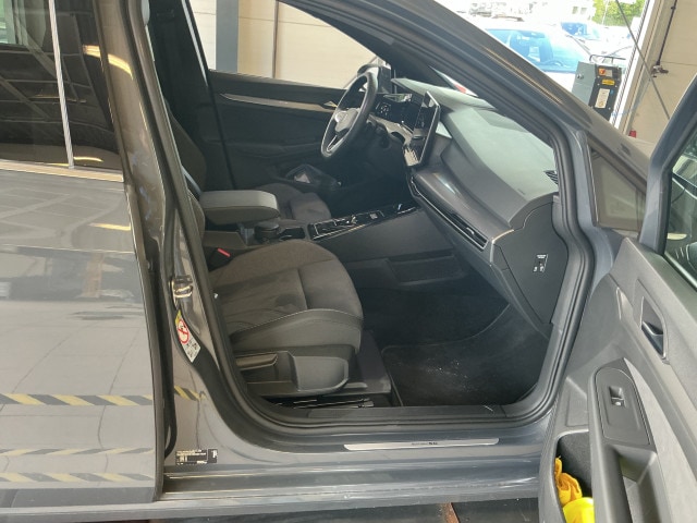 Volkswagen Golf 1.5 eTSI DSG Golf VIII