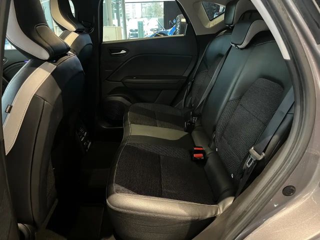 Renault Captur TCe 140 Techno