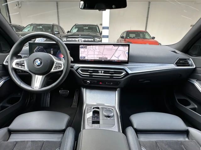 BMW 330 330i M-Sport Touring xDrive