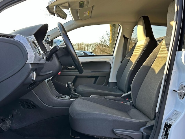 Volkswagen e-up! Style