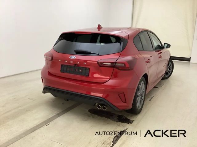 Ford Focus EcoBoost ST Line