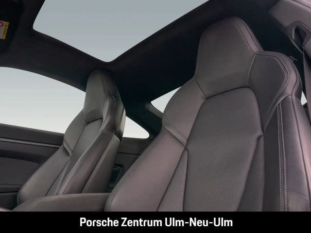 Porsche 992 Carrera Coupé