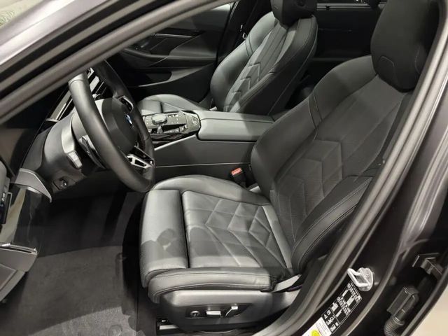 BMW 520 520d M-Sport Touring xDrive